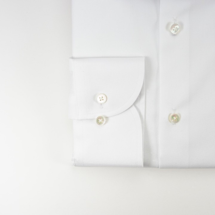 Biała koszula z bawełny