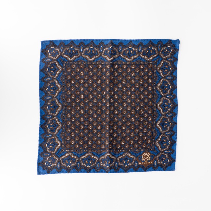 Wełniana brązowo-niebieska poszetka