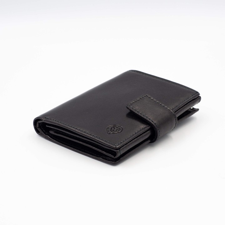 Pionowy portfel skórzany z zapięciem